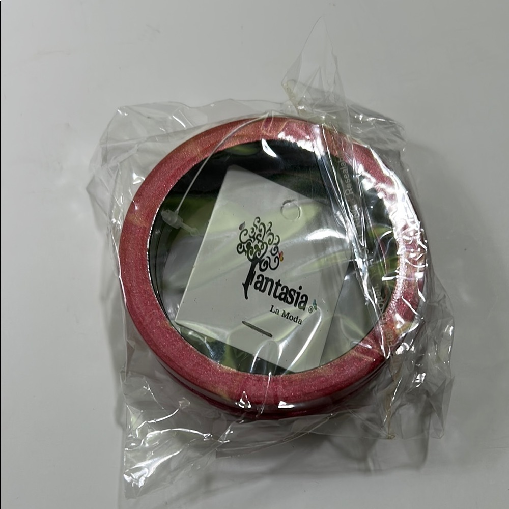 Moda Pink Bangle Accessory - Picture 8 of 16